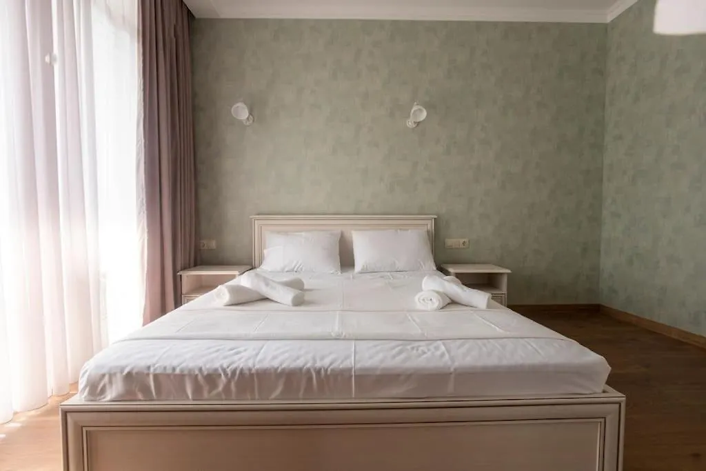 Luka'S Home Tbilisi 0*,