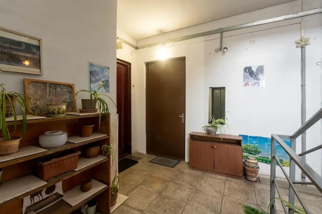 Lägenhet Luka'S Home Tbilisi